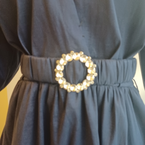 Frank Lyman V Neck Vintage Style Dress - Picture 6 of 6